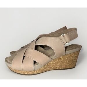 Clarks Unstructured Women's Un Capri Step Wedge Platform Leather Nude Sandals‎ 6